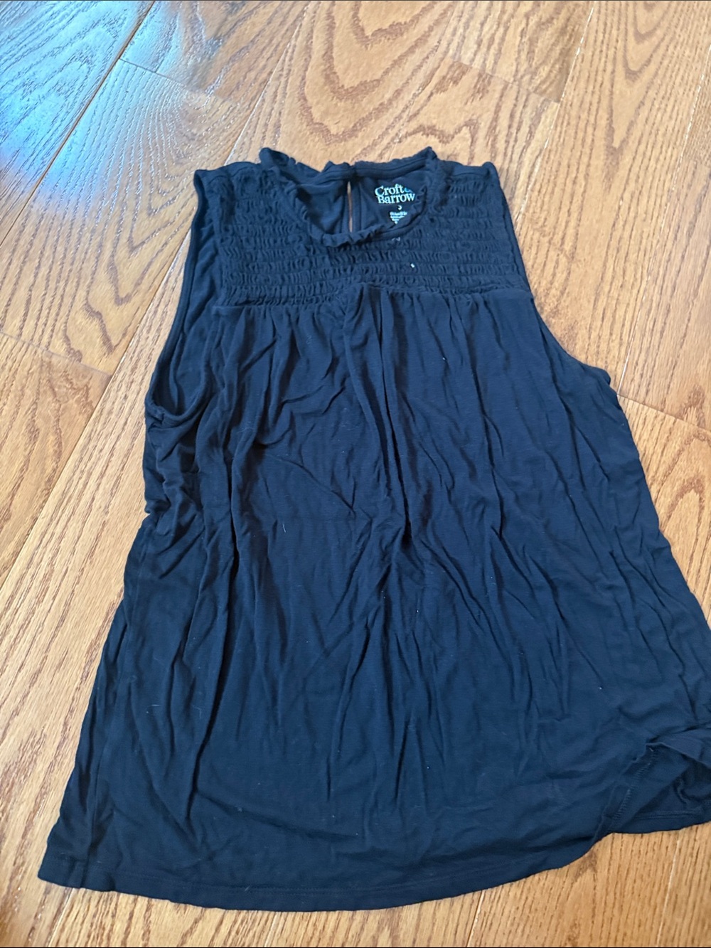 croft & barrow Black Sleeveless Smocked Yoke Tank Top